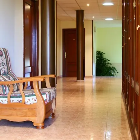Monegros 4 Hermanos Hotel
