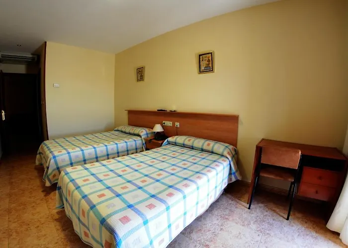 Szálloda Monegros 4 Hermanos